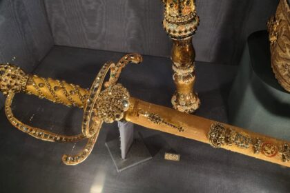 Sabia ceremonială cu numărul de inventar 5540, în tezaurul Rosenborg